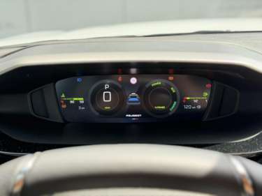 PEUGEOT 308 NV Hybrid 145 GT e-DSC6