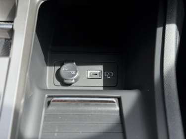 PEUGEOT 308 NV Hybrid 145 GT e-DSC6