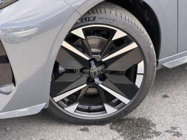 PEUGEOT 308 NV Hybrid 145 GT e-DSC6