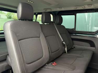 NISSAN PRIMASTAR COMBI L1 2.0 DCI 170 BVA6 Tekna