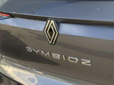 RENAULT SYMBIOZ E-Tech Full Hybrid 145 Iconic