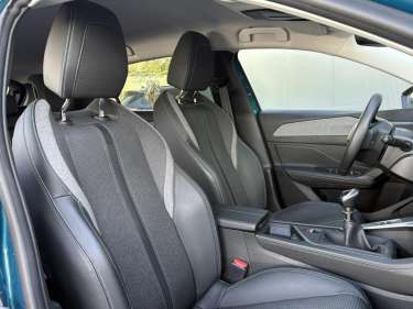PEUGEOT 308 1.2 PureTech 130 Allure