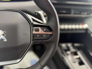 PEUGEOT 3008 Plug-in Hybrid 180 Allure e-EAT8
