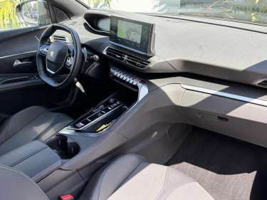 PEUGEOT 3008 Plug-in Hybrid 180 Allure e-EAT8