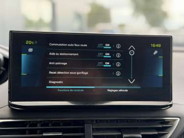 PEUGEOT 3008 Plug-in Hybrid 180 Allure e-EAT8