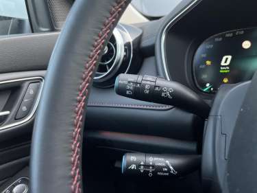 MG MOTOR EHS 1.5 T-Gdi 258 PHEV Luxury