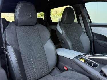 PEUGEOT 5008 NV Hybrid 145 e-DSC6 GT