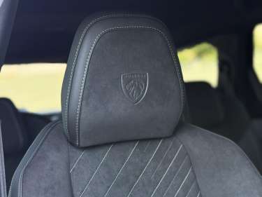 PEUGEOT 5008 NV Hybrid 145 e-DSC6 GT