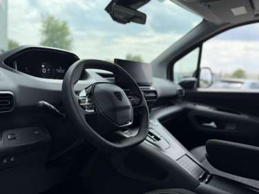 PEUGEOT RIFTER M 1.5 BlueHDI 130 EAT8 Allure