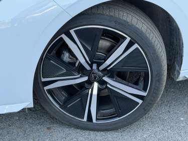 PEUGEOT 308 SW Hybrid 145 e-DSC6 GT