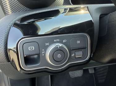 MERCEDES CLASSE A 180D 116 7G-DCT Progressive Line