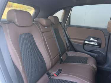 MERCEDES CLASSE B 180d 7G-DCT Progressive Line Edition
