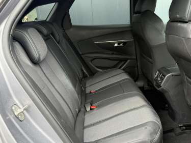 PEUGEOT 3008 Plug-in Hybrid 180 Allure e-EAT8