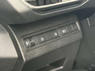 PEUGEOT 3008 Plug-in Hybrid 180 Allure e-EAT8