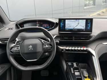 PEUGEOT 3008 Plug-in Hybrid 180 Allure e-EAT8