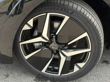 PEUGEOT 208 NV Hybrid 110 e-DSC6 GT