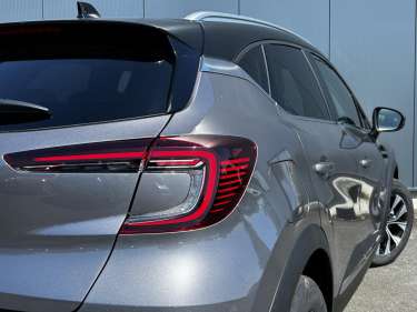 RENAULT CAPTUR 1.3 TCE Mild Hybrid 140 EDC Techno