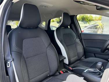 RENAULT CAPTUR 1.3 TCE Mild Hybrid 140 EDC Techno