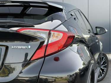 TOYOTA C-HR 1.8 Hybride 122 e-CVT Distinctive