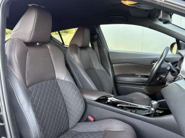 TOYOTA C-HR 1.8 Hybride 122 e-CVT Distinctive