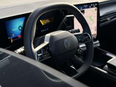 RENAULT AUSTRAL E-Tech Full Hybrid 200 Techno