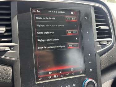 RENAULT MEGANE IV BluedCi 115 Intens