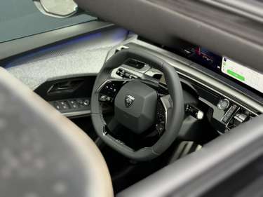 PEUGEOT 3008 NV Hybrid 145 e-DSC6 GT