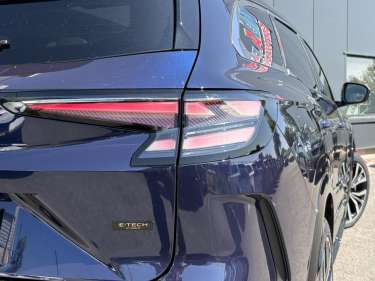RENAULT ESPACE VI NV E-Tech Full Hybrid 200 Iconic 7PL