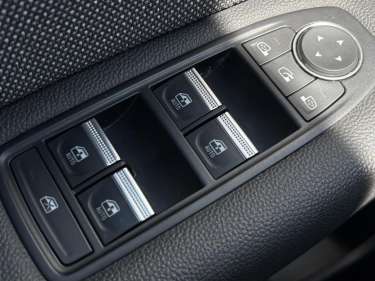 RENAULT SYMBIOZ E-Tech Full Hybrid 145 Techno
