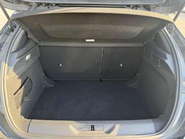 PEUGEOT 308 1.5 BlueHDI 130 EAT8 Allure