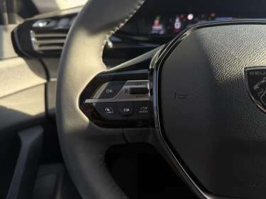 PEUGEOT 308 1.5 BlueHDI 130 EAT8 Allure