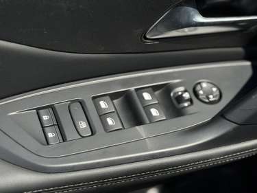 PEUGEOT 308 Hybrid 145 e-DSC6 Allure