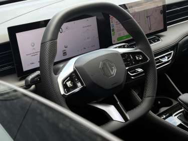 MG MOTOR EHS 1.5 Hybrid+ 224 Luxury