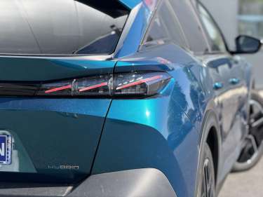 PEUGEOT 408 1.6 PHEV 180 e-EAT8 GT