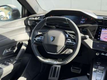PEUGEOT 408 1.6 PHEV 180 e-EAT8 GT