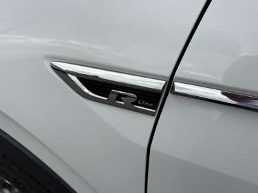 VW TIGUAN 2.0 TDI 150 DSG7 R-Line