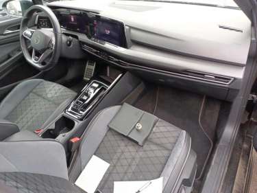 VW GOLF 8 1.5 eTSI 150 DSG R-Line