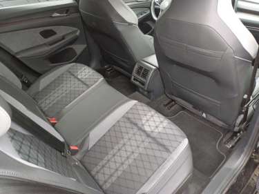 VW GOLF 8 1.5 eTSI 150 DSG R-Line