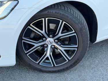 VOLVO S60 B4 197 MHEV DCT7 Core +