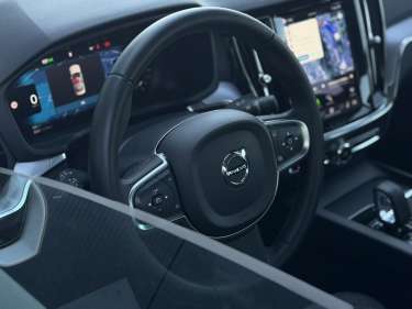 VOLVO S60 B4 197 MHEV DCT7 Core +
