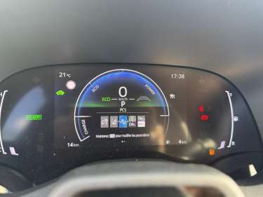 TOYOTA YARIS CROSS 1.5 Hybrid 130 BVA Design